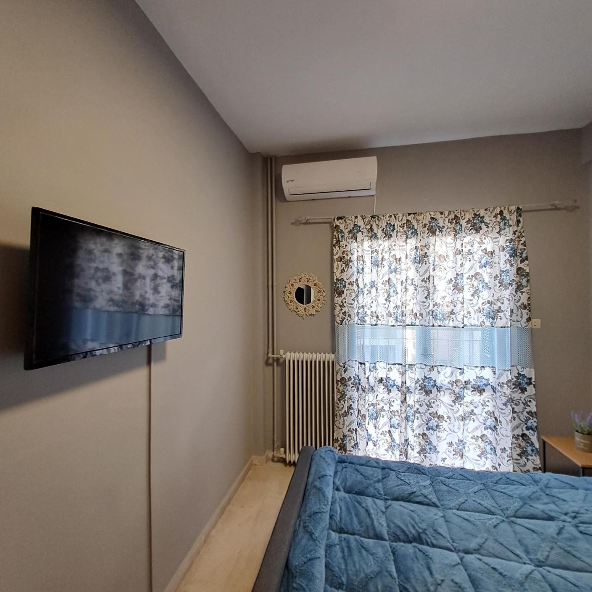 Kentro Patra 3 Apartment Luaran gambar