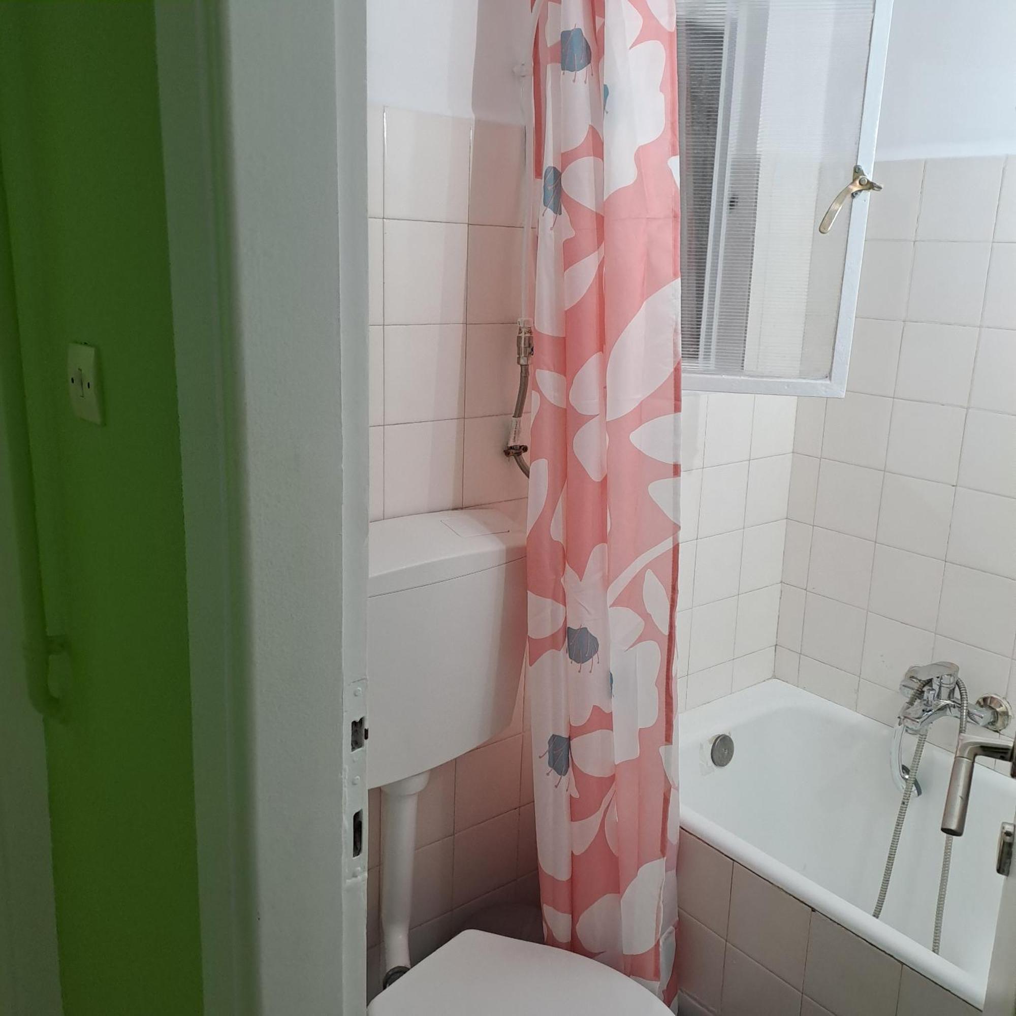 Kentro Patra 3 Apartment Luaran gambar